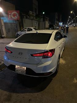 هیوندای ئەلەنترا